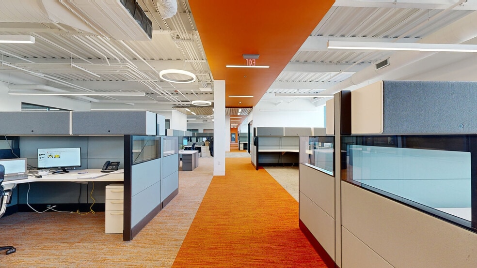 2220 E Bunch Blvd, Muncie, IN for sale - Matterport 3D Scan - Image 3 of 30