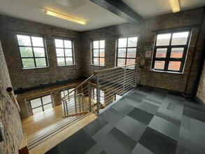 College Rd, Stoke On Trent for rent Interior Photo- Image 1 of 13