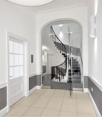 112 George St, Edinburgh to rent - Building Photo - Image 2 of 10