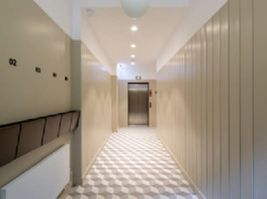 18 Wells St, London to rent - Interior Photo - Image 3 of 5