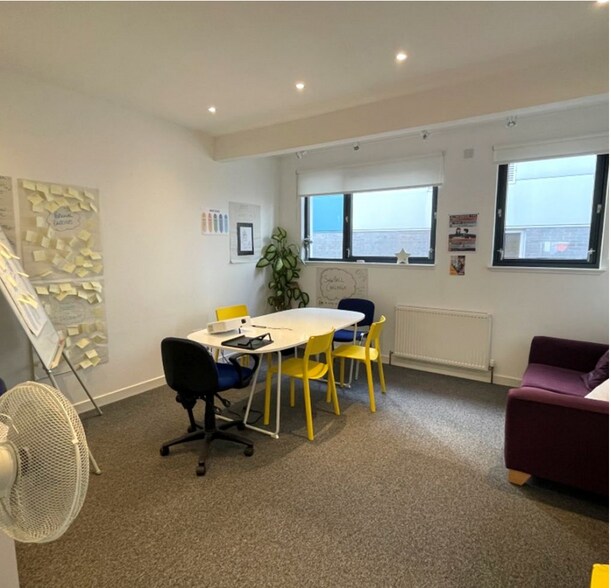 12-14 Seafield Rd, Inverness for sale - Interior Photo - Image 3 of 7