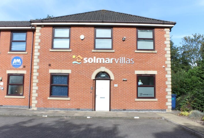 First Ave, Burton On Trent to rent - Building Photo - Image 3 of 3