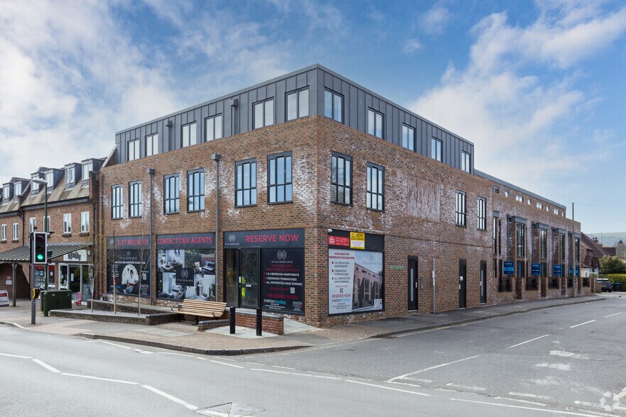 36 Keymer Rd, Hassocks, BN6 8AJ UK