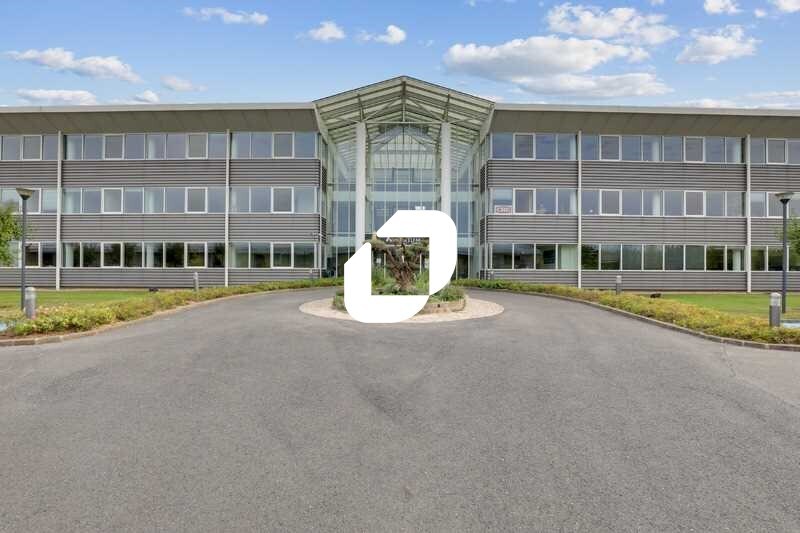 Office in Argenteuil to rent - Building Photo - Image 1 of 26