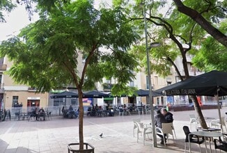 Retail in Barcelona, Barcelona to rent Interior Photo- Image 2 of 2