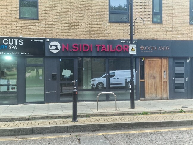 More details for 32 Crown Street, London - Retail to Rent