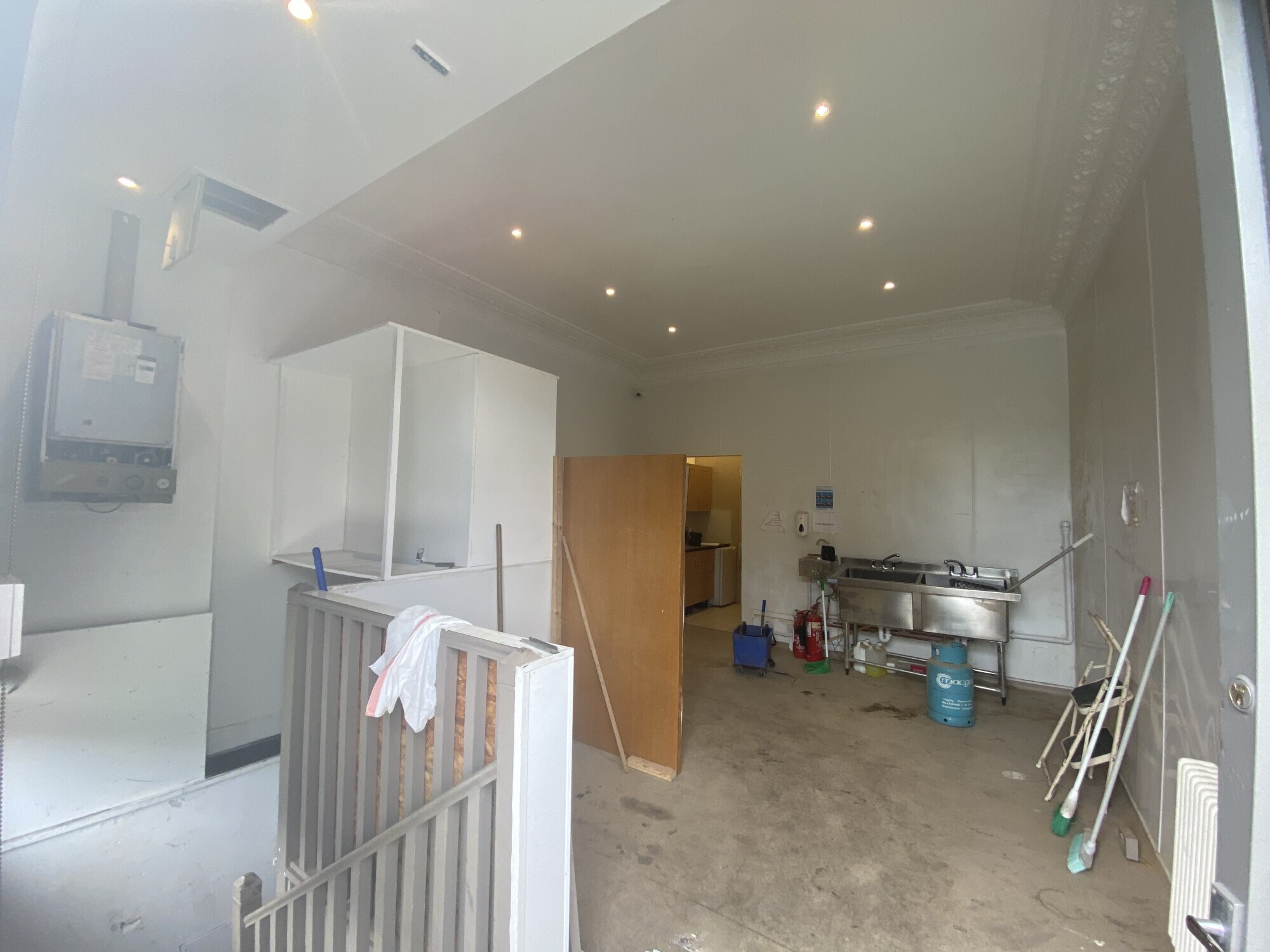 42 Merchiston Av, Edinburgh to rent Interior Photo- Image 1 of 2