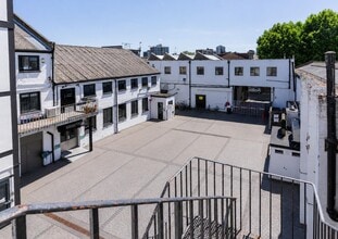 55-59 Eagle Wharf Rd, London for sale Building Photo- Image 1 of 8