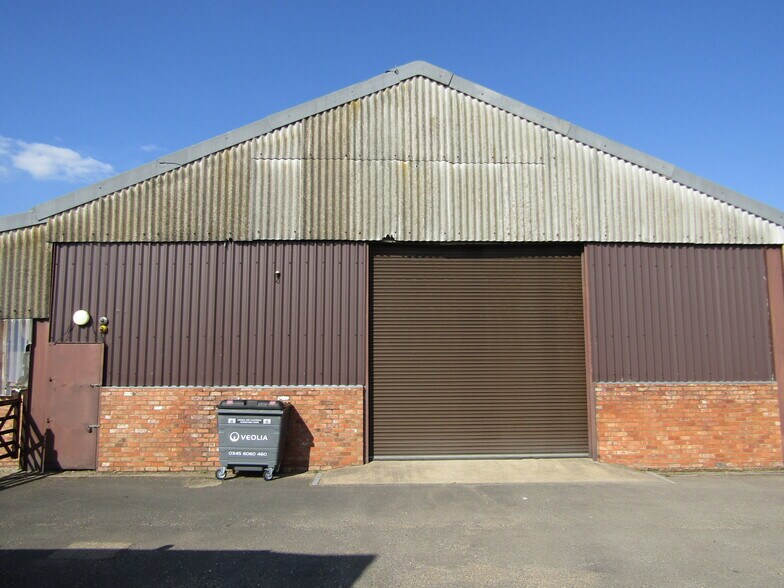 Yardley Rd, Olney for sale - Building Photo - Image 1 of 1