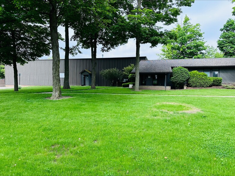 2859-2867 W Jolly Rd, Okemos, MI for rent - Building Photo - Image 1 of 11