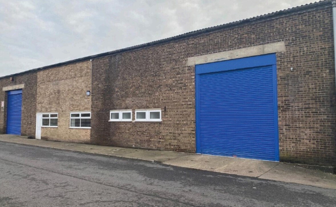 Kingsway, Luton for sale Primary Photo- Image 1 of 1