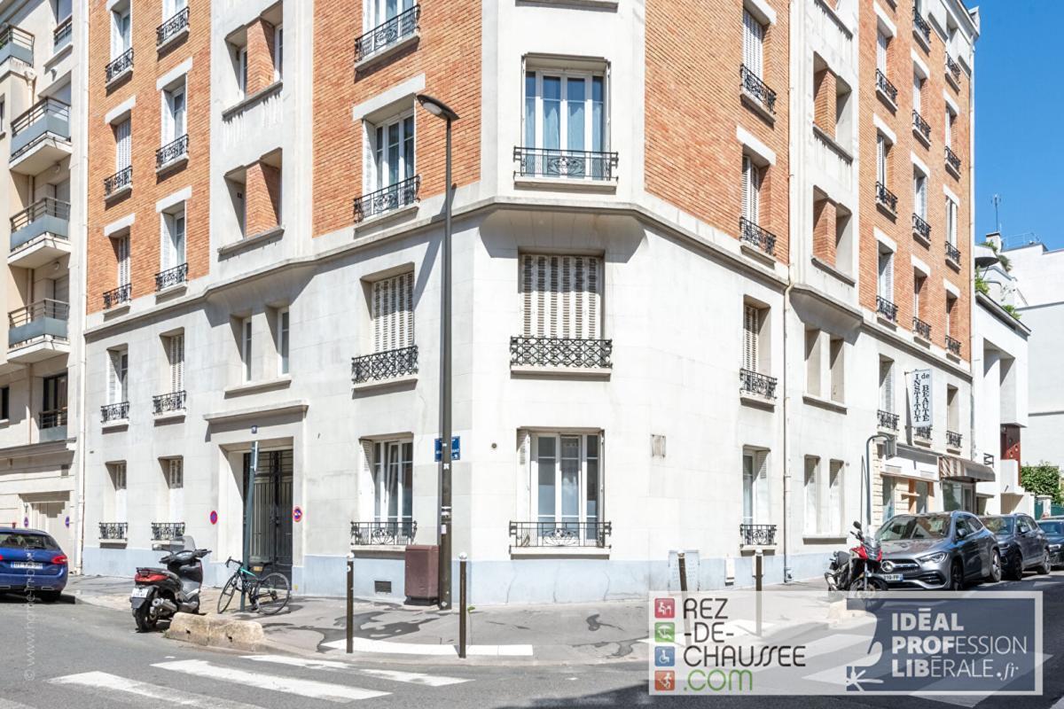 Retail in Boulogne-Billancourt for sale Building Photo- Image 1 of 12