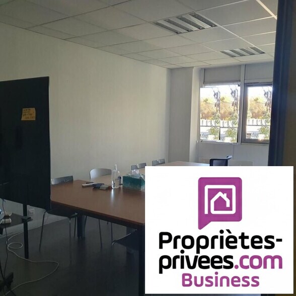 Light Industrial in Toulouse to rent - Interior Photo - Image 3 of 3