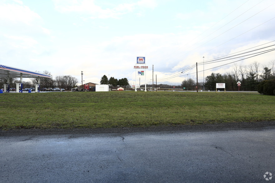 4300 State Route 5, Newton Falls, OH for rent - Building Photo - Image 2 of 5