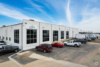 More details for 301 E Risinger Rd, Fort Worth, TX - Industrial for Rent