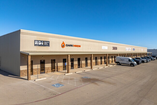 More details for 10800 State Highway 191, Midland, TX - Industrial to Rent