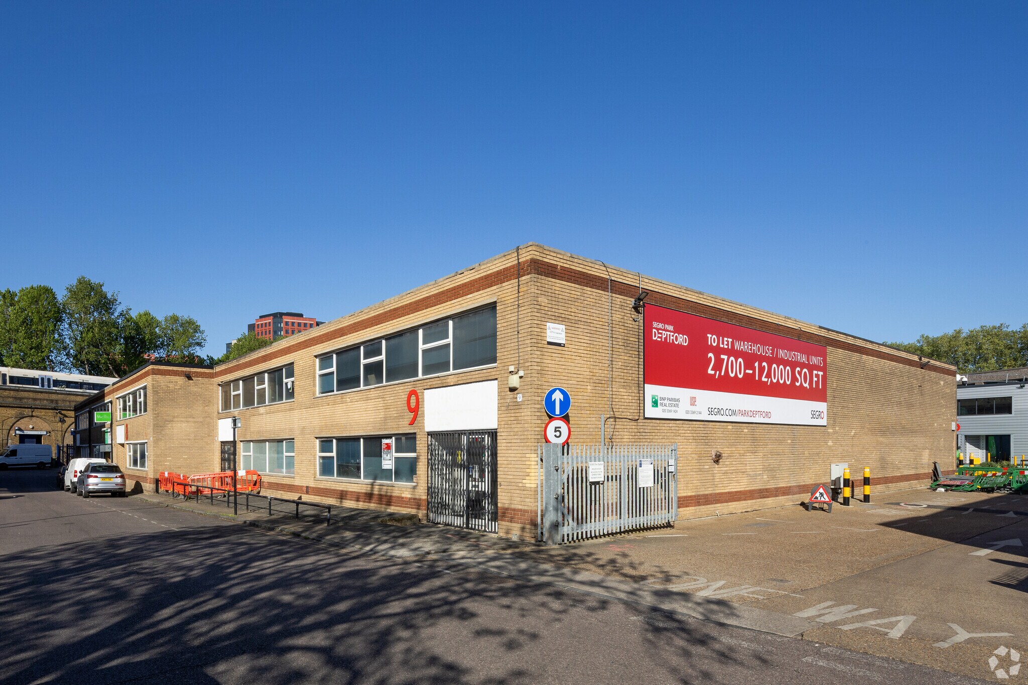 Blackhorse Rd, London to rent Primary Photo- Image 1 of 9