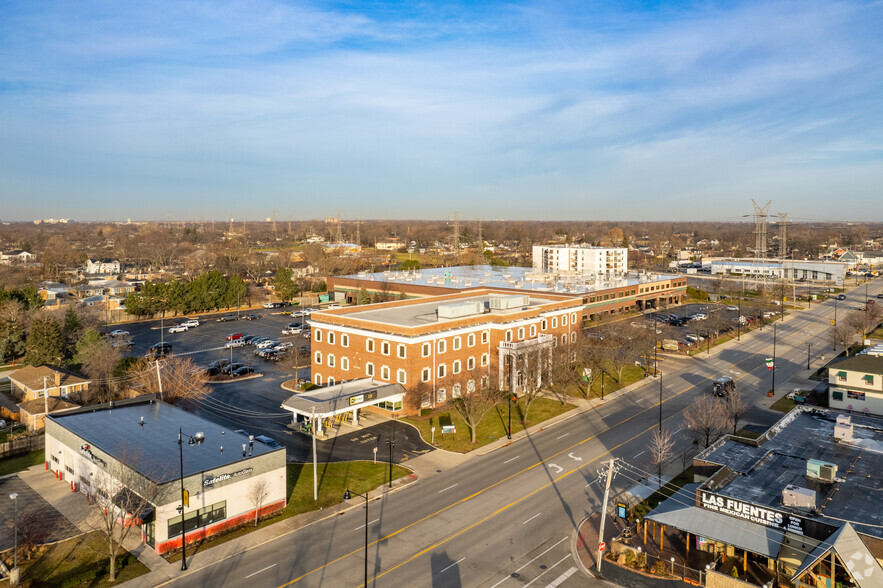 8930 Waukegan Rd, Morton Grove, IL for rent - Aerial - Image 3 of 13