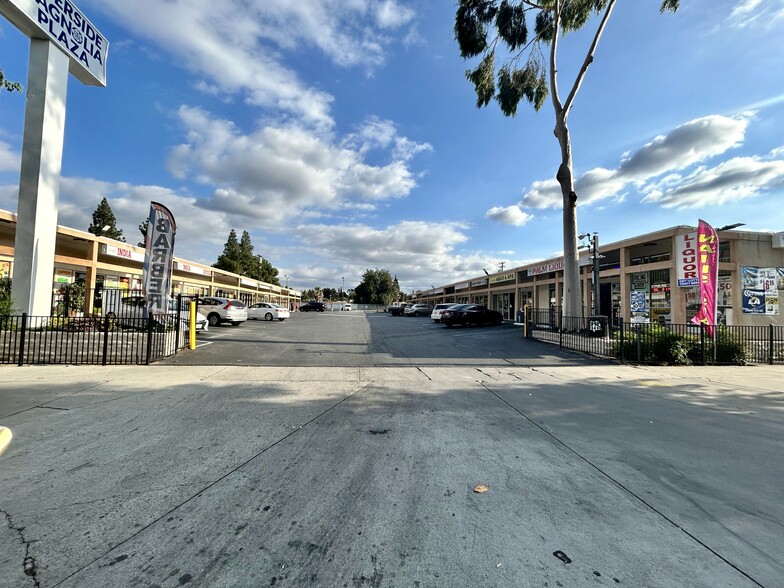 9234-9252 Magnolia Ave, Riverside, CA for rent - Building Photo - Image 1 of 8