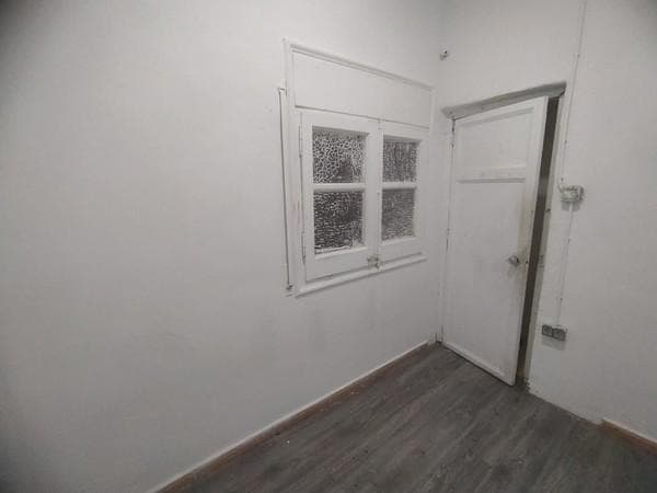 Barcelona, BAR 08024 -  -  - Interior Photo - Image 1 of 10