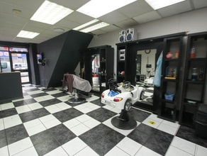 22 Whitby Rd, Ellesmere Port to rent Interior Photo- Image 2 of 3