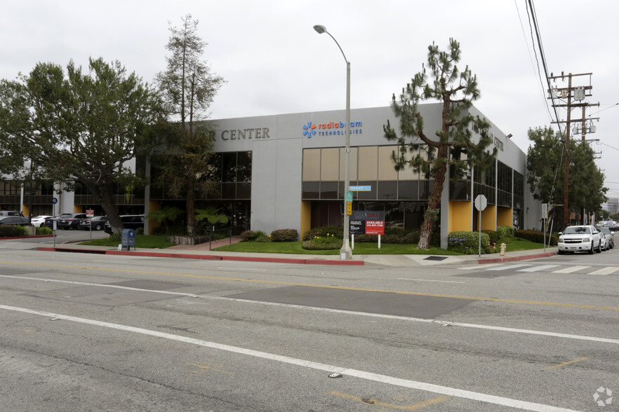 1703-1741 Stewart St, Santa Monica, CA for sale - Building Photo - Image 1 of 1