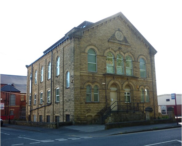 232 Meanwood Rd, Leeds for sale Primary Photo- Image 1 of 1