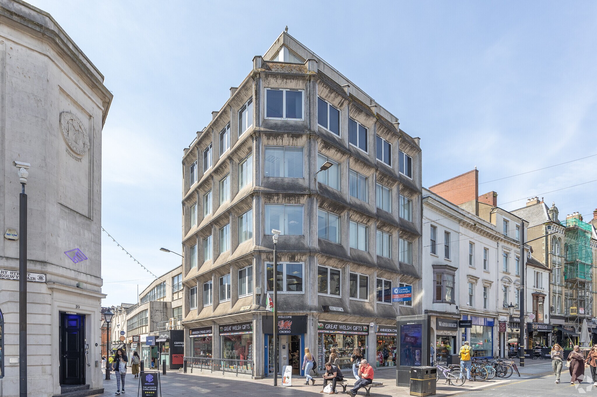 18-19 High St, Cardiff for sale Primary Photo- Image 1 of 1