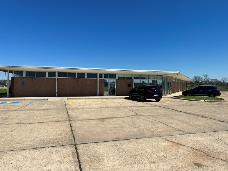 2910 Shed Rd, Bossier City, LA for rent - Building Photo - Image 1 of 3