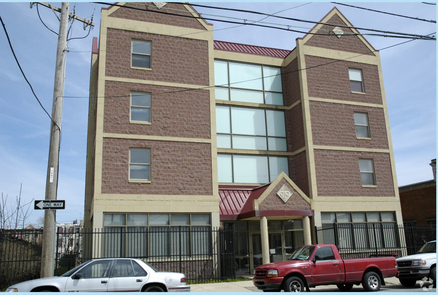 1917-1923 W Oxford St, Philadelphia, PA for sale - Building Photo - Image 3 of 11