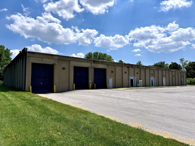 2800 Warehouse Rd, Owensboro, KY for rent - Building Photo - Image 1 of 6