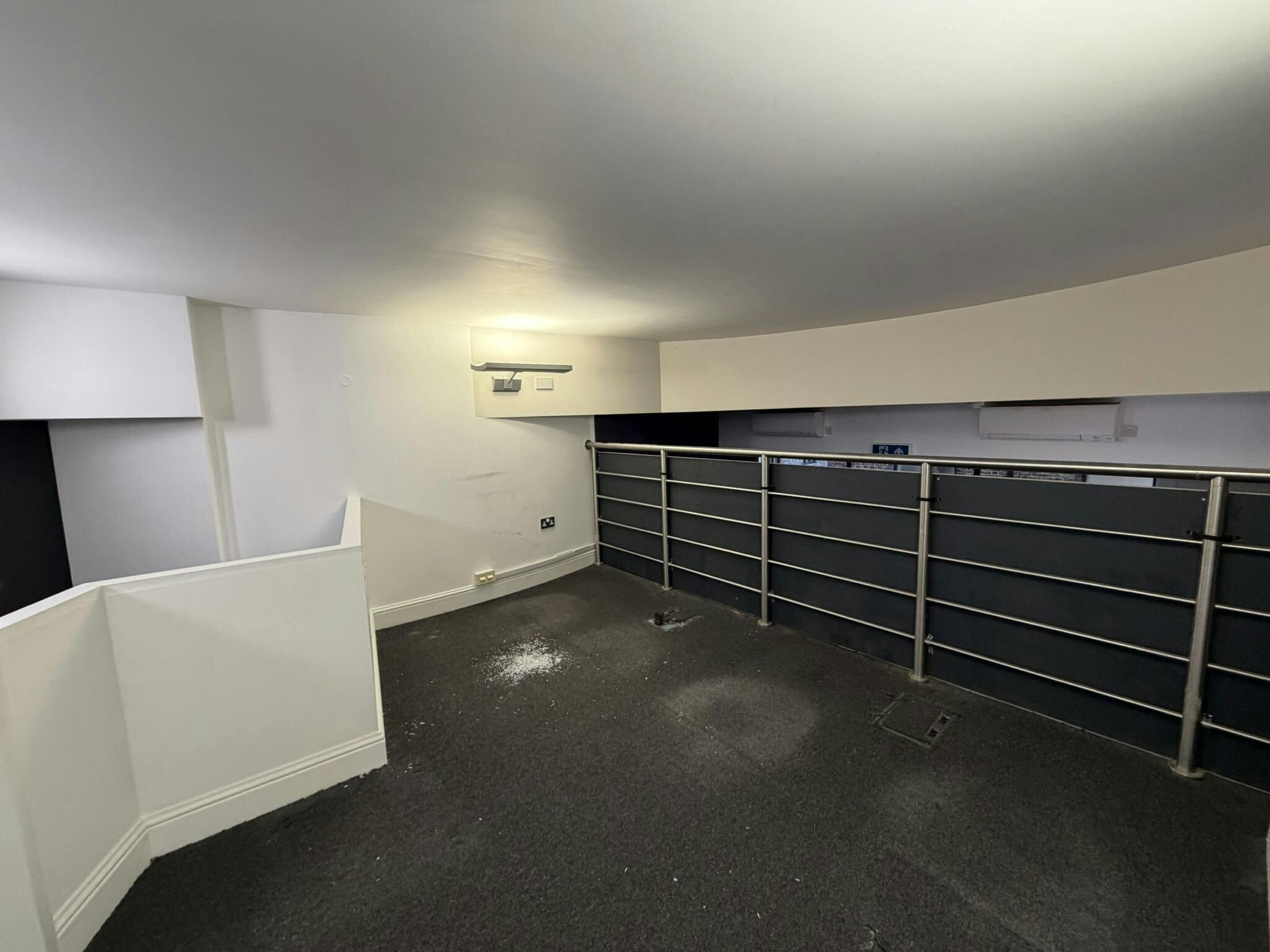 34A Shad Thames, London to rent Building Photo- Image 1 of 2