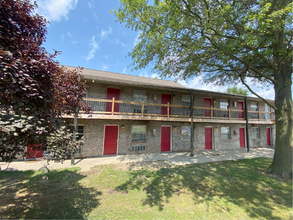 390 S Jackson Park Dr, Seymour, IN for sale Building Photo- Image 1 of 6