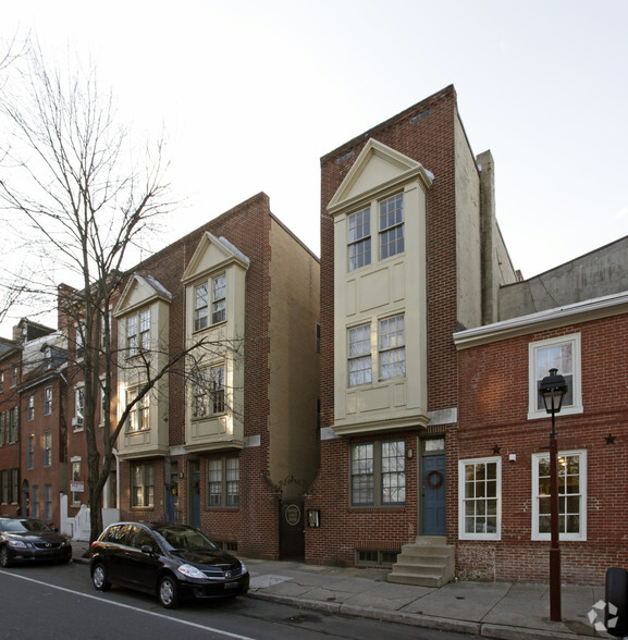 334-338 Lombard St, Philadelphia, PA for sale - Primary Photo - Image 1 of 3