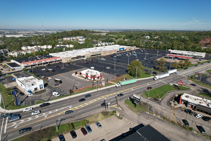 11957 US-42, Sharonville, OH for rent - Building Photo - Image 2 of 5