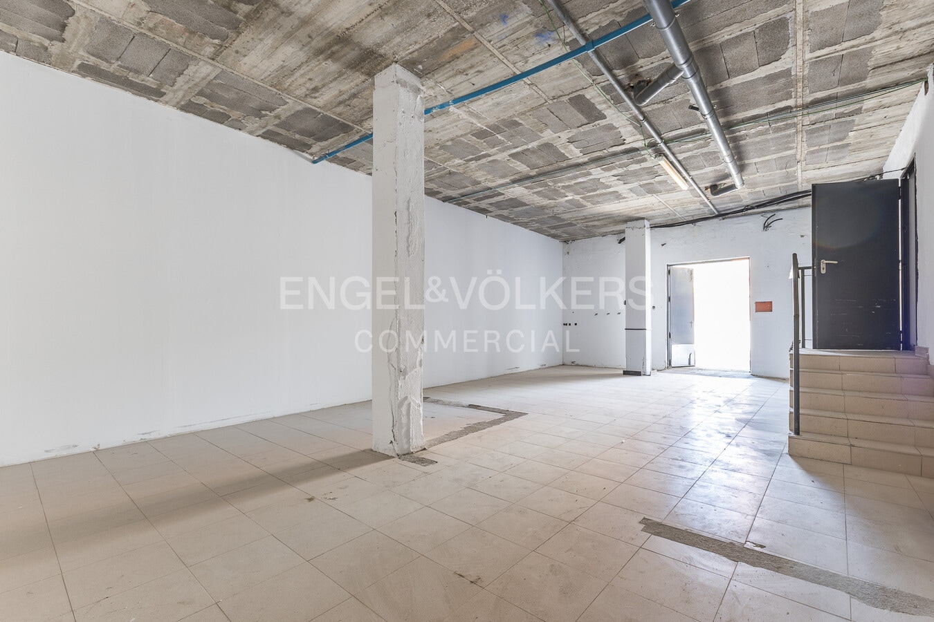 Sant Feliu de Llobregat, BAR 08980 - Unit 1 - - Interior Photo - Image 1 of 20