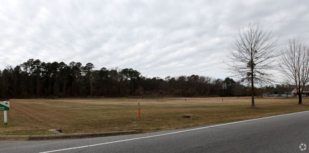 720 Western Blvd, Tarboro, NC for sale - Building Photo - Image 1 of 1