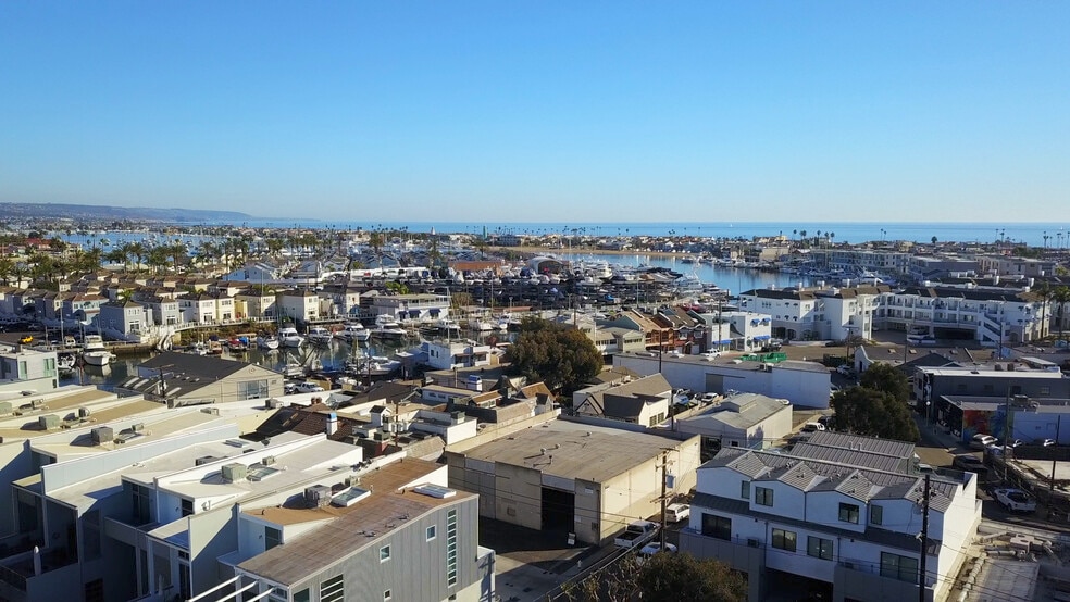 501 29th St, Newport Beach, CA for rent - Building Photo - Image 1 of 9