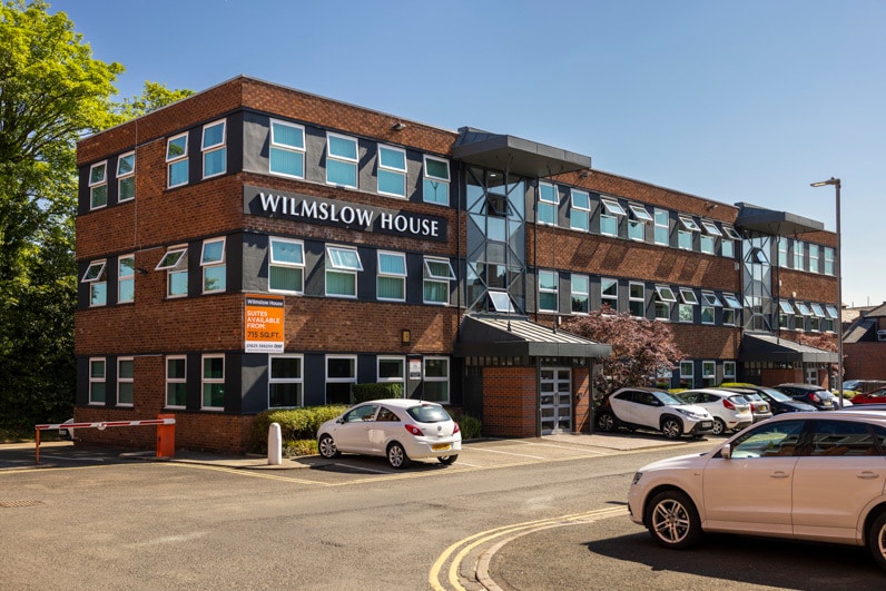 Grove Way, Wilmslow to rent Building Photo- Image 1 of 5