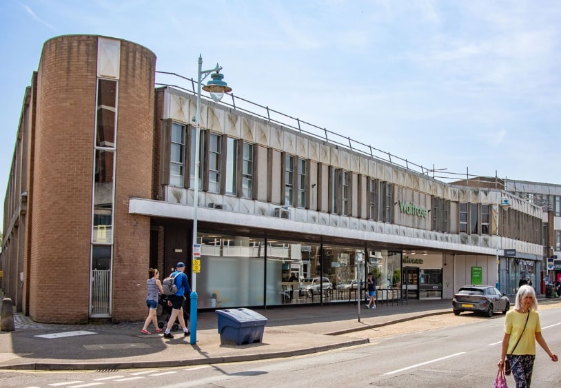 129-133 Stoke Rd, Gosport for sale Building Photo- Image 1 of 1