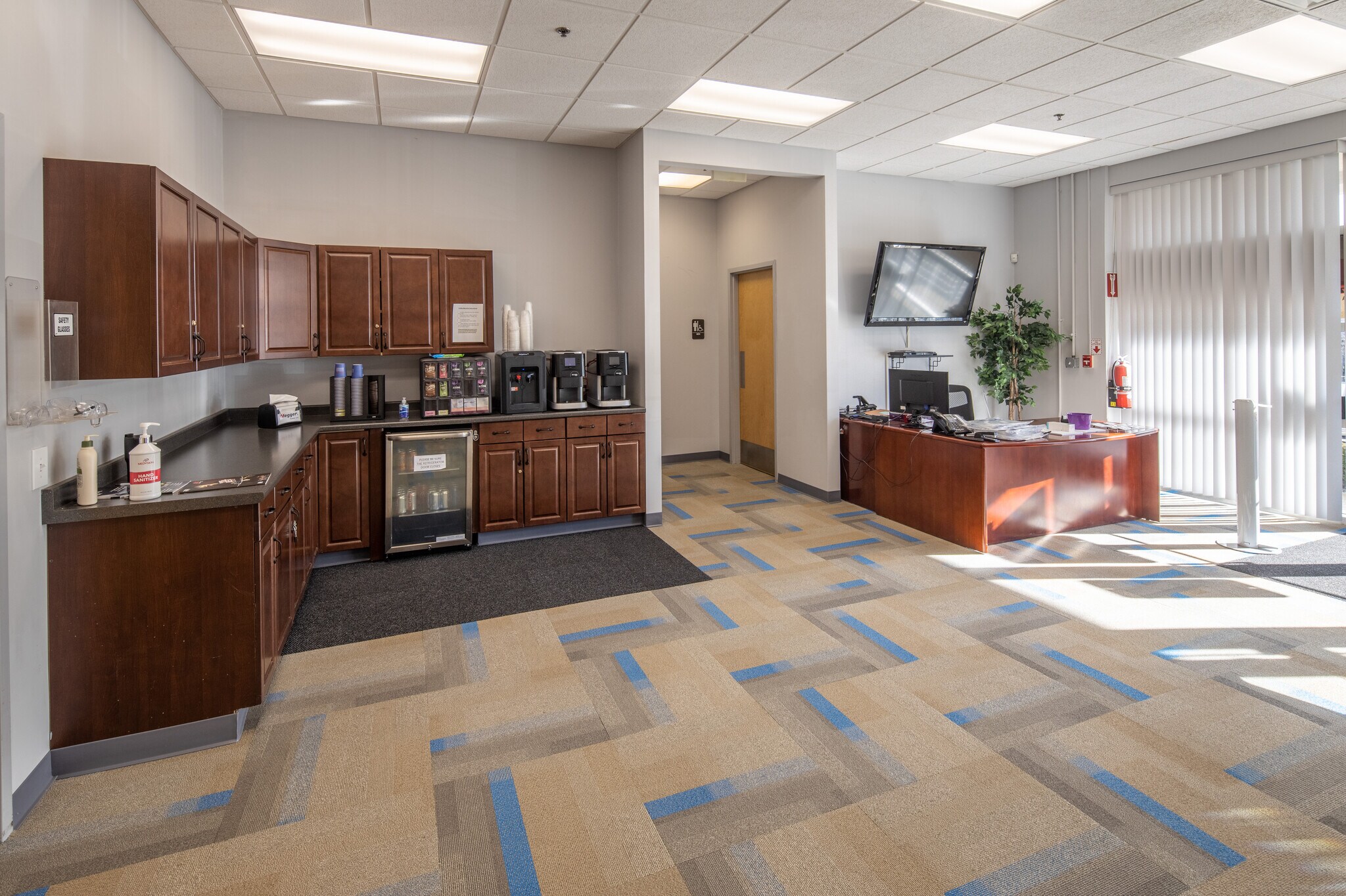 2621 Van Buren Ave, Norristown, PA to rent Building Photo- Image 1 of 5