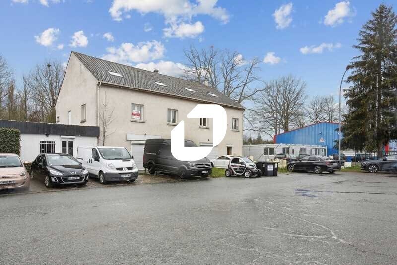 Office in Limours for sale - Building Photo - Image 1 of 15