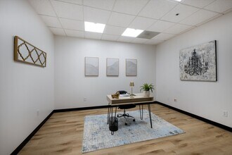 12042 Blanco Rd, San Antonio, TX to rent Interior Photo- Image 2 of 2