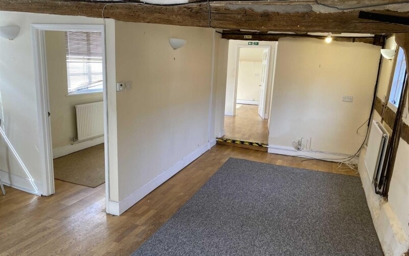 41 A Bridge St, Hereford to rent - Interior Photo - Image 2 of 3