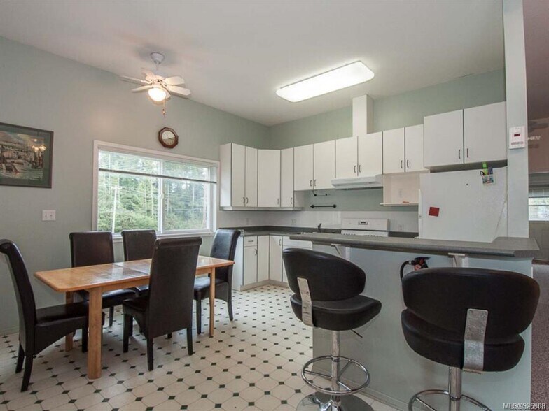 2430 Alberni Hwy, Coombs V0R 1M0 Land for Sale UK