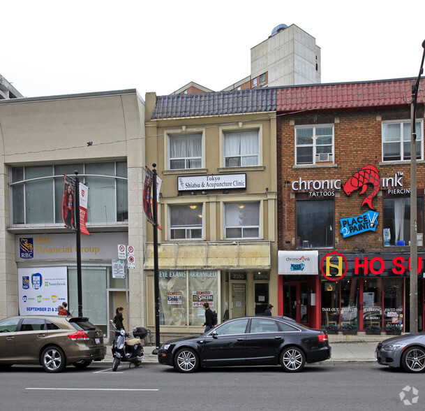 2350 Yonge St, Toronto, ON for rent - Primary Photo - Image 1 of 4