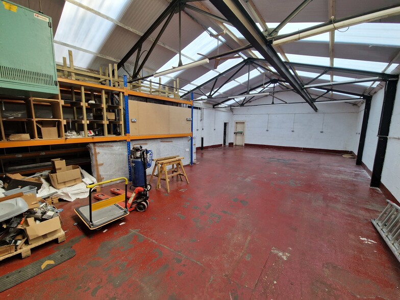 Lower Granby St, Ilkeston to rent - Building Photo - Image 3 of 13