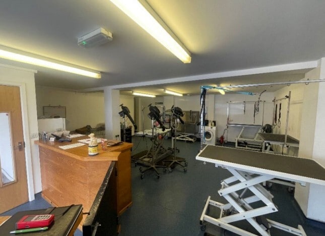 30 The Green, Rugby to rent - Building Photo - Image 2 of 2