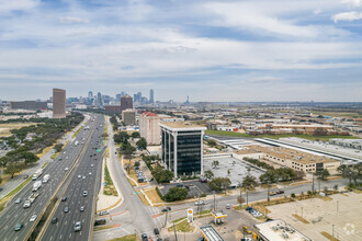 2525 N Stemmons Fwy, Dallas, TX - aerial  map view