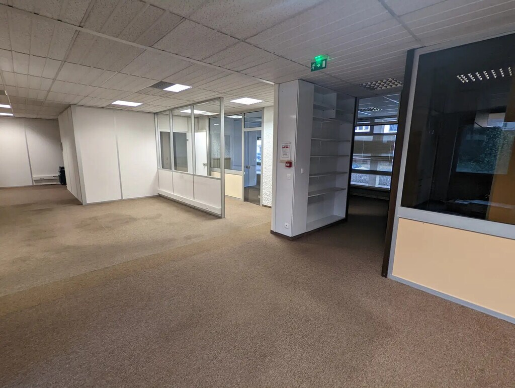 Vente Entrepôt 356 m² - Photo 1